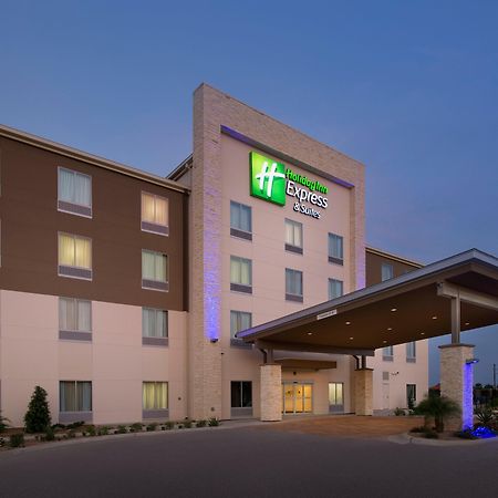 Holiday Inn Express & Suites Bay City, An Ihg Hotel Exterior photo